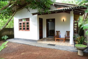 Sanjee Villa Hikkaduwa